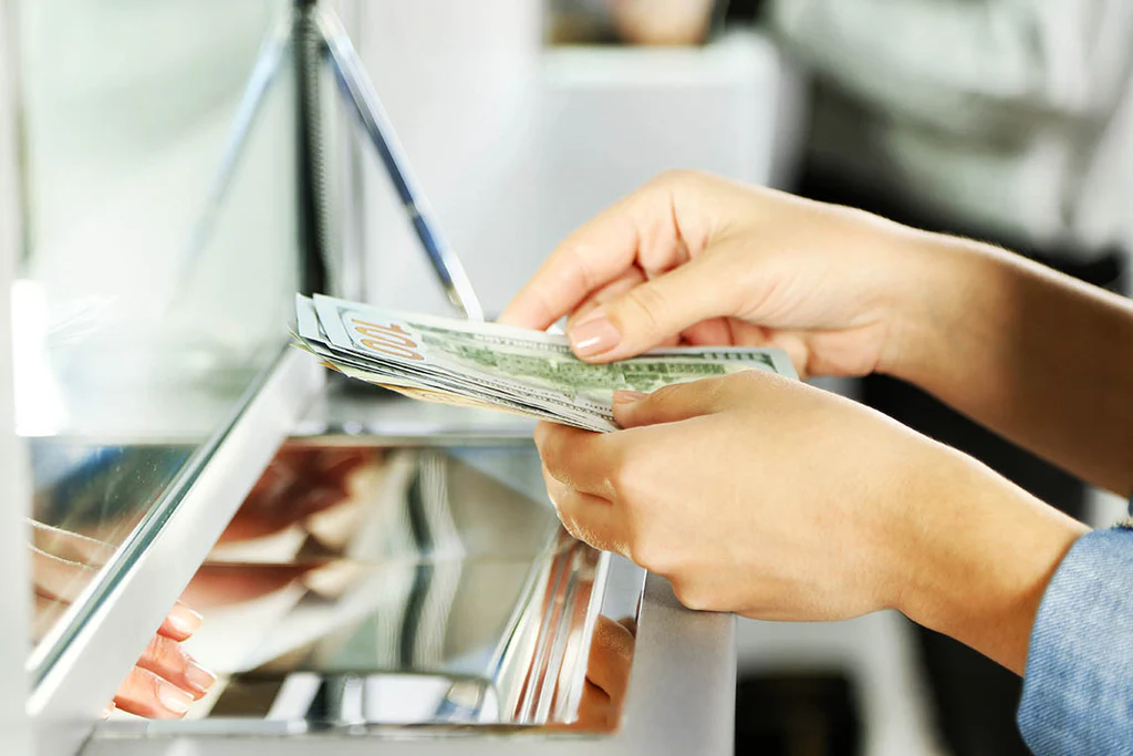 How Much Cash Can You Deposit at a Bank Without Raising Red Flags